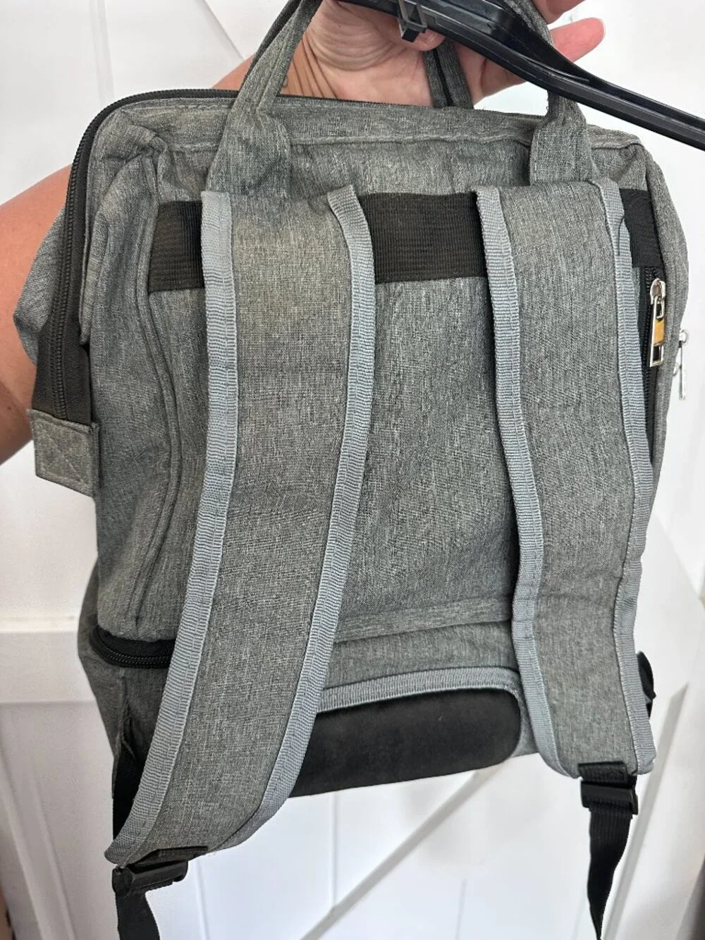 MOMIGO Breast Pump Backpack - Cooler and Moistureproof Bag